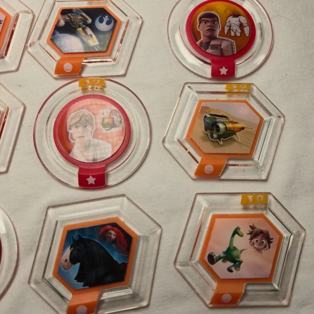 Disney Infinity 3.0 Power Disc Lot Of 12 Featuring Star Wars & Disney Characters
